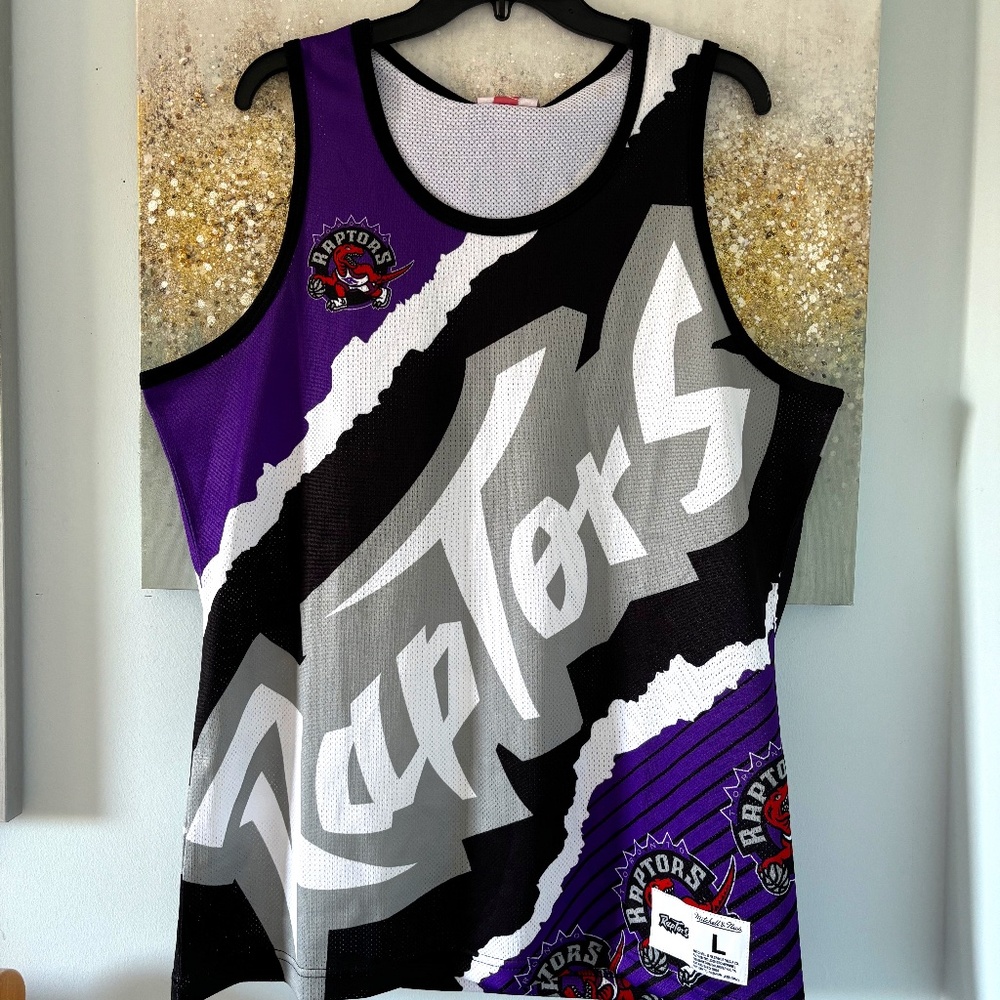 Mitchell & Ness Toronto Raptors Jersey (NWT)